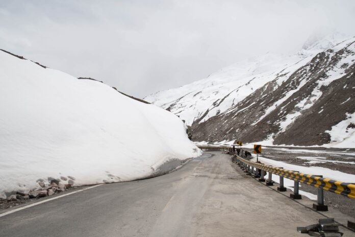 HRTC Resumes Kullu to Kaza Bus Service