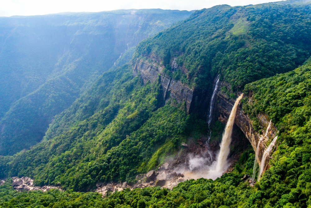 Nohkalikai Falls