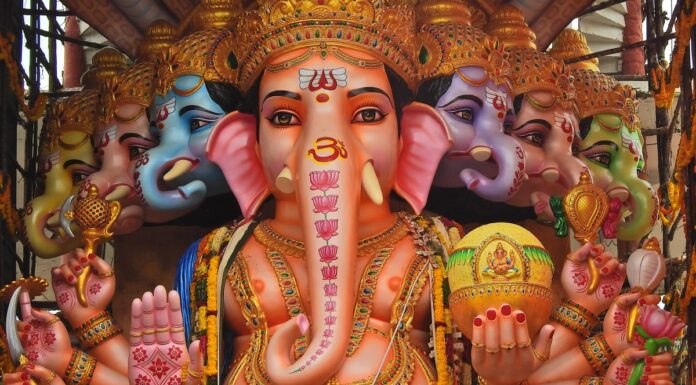 5 Places to Witness the Best Ganesh Idols in Hyderabad